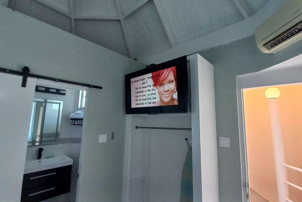 Modern Penthouse @ Sandcastles Ocho Rios Exterior photo